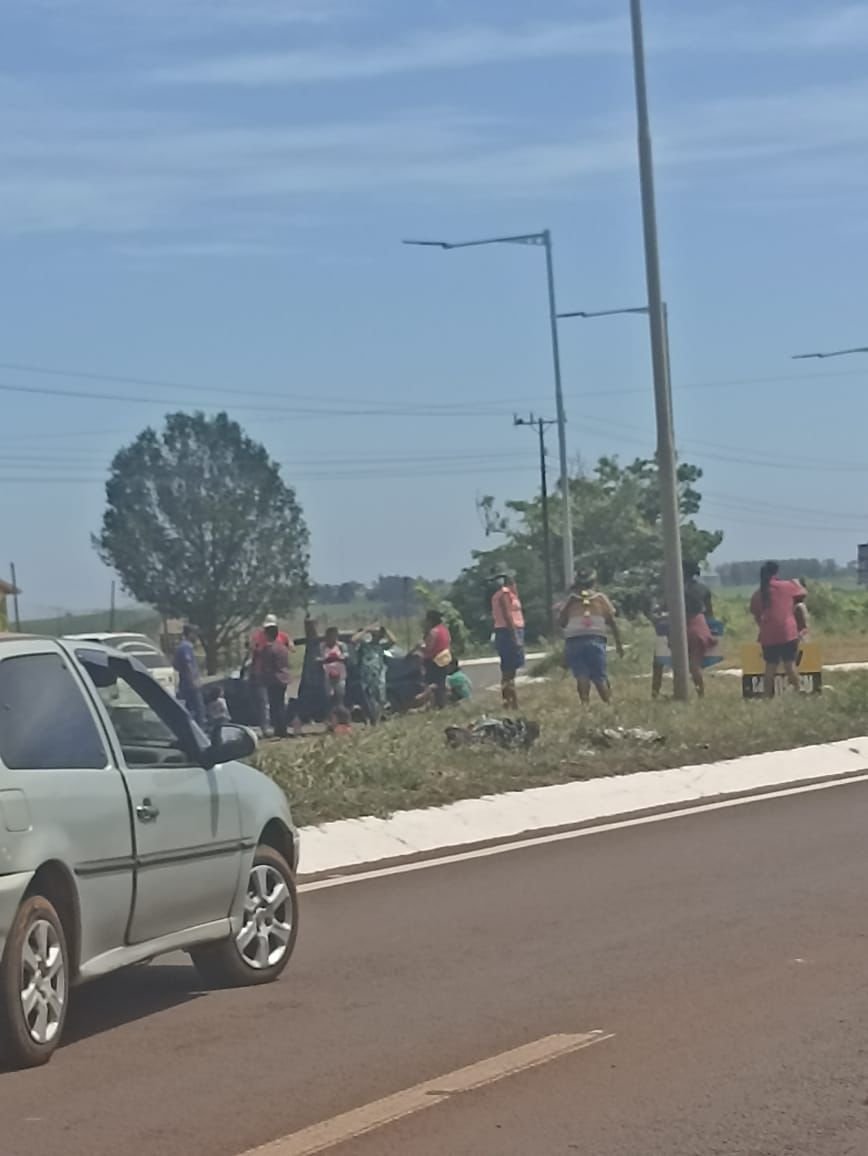 Indígenas Bloqueiam a MS-156 em Protesto Contra a Falta de Água nas Aldeias